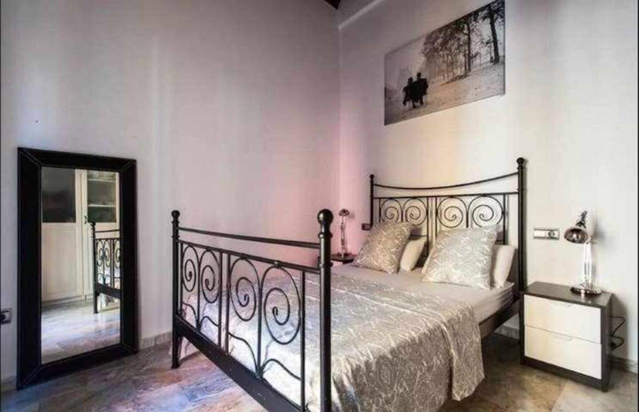 10 Min Walk To Giralda And Rooftop Σεβίλλη Εξωτερικό φωτογραφία